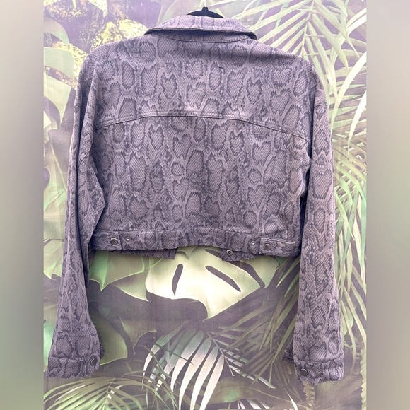 NOT AVAILABLE! - Picture 2 of 4